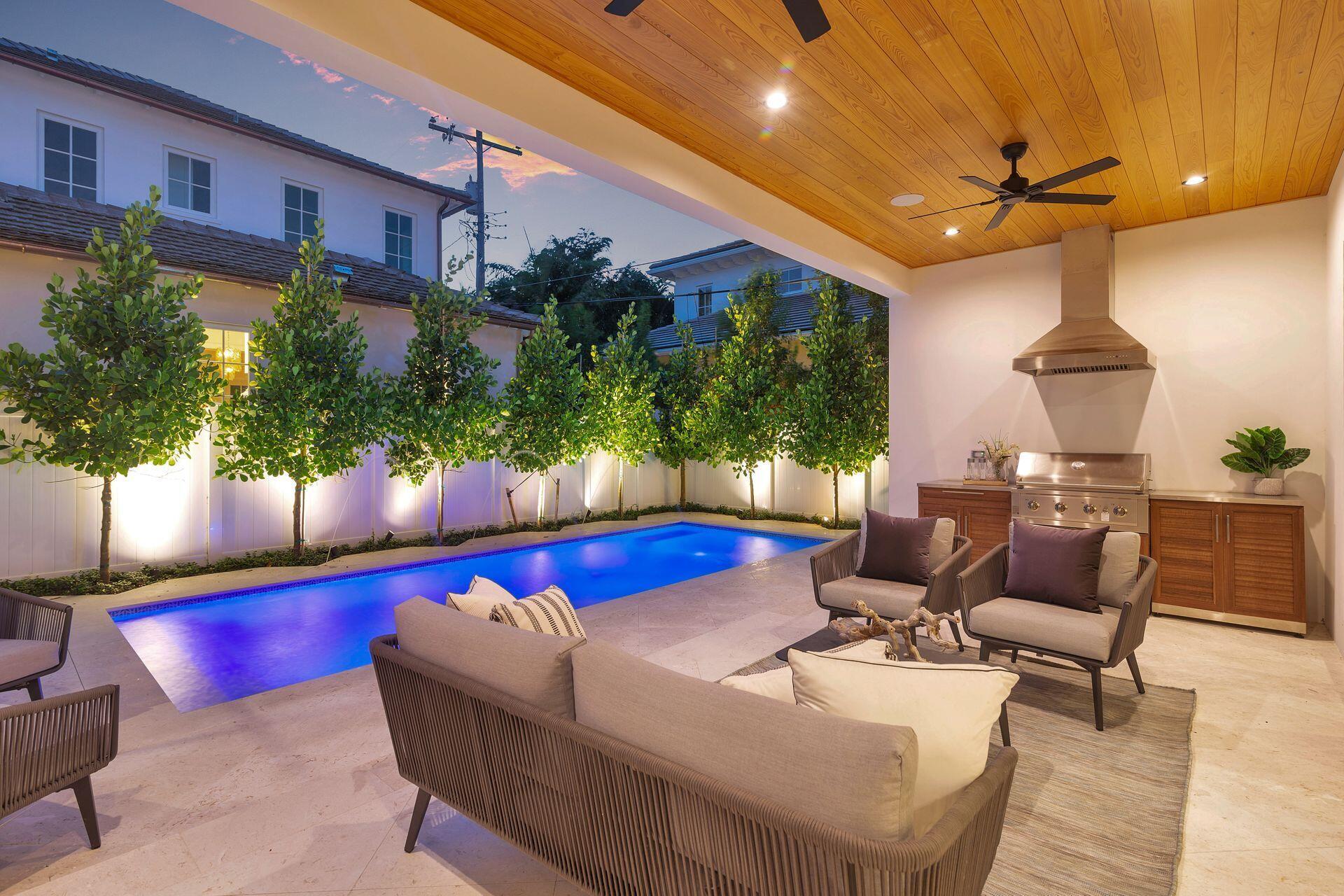 EL CID COURT IN - Residential