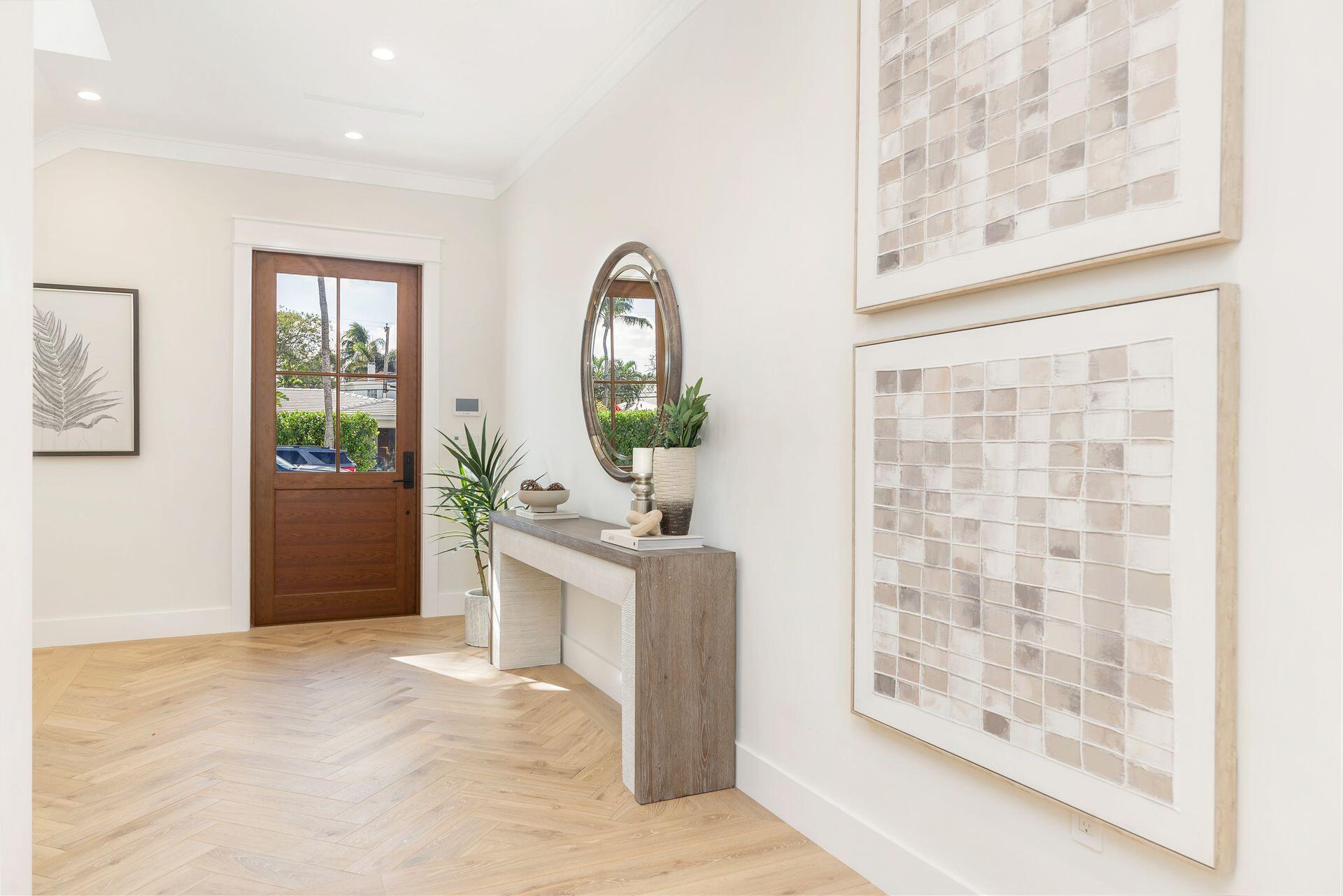 EL CID COURT IN - Residential