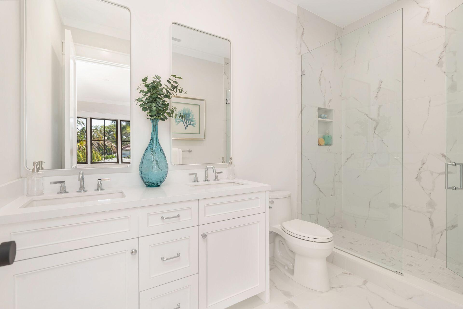 EL CID COURT IN - Residential