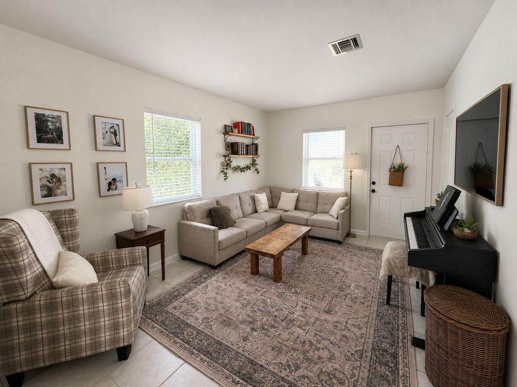 Photo of 818 Glenridge Drive, West Palm Beach, FL 33405 (MLS # B26032549)
