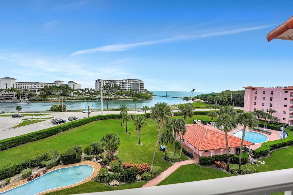 Photo of 1040 Banyan Road #5070, Boca Raton, FL 33432 (MLS # R11033711)