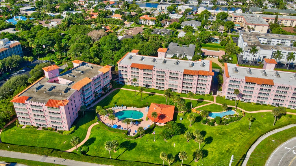 Photo of 1040 Banyan Road #5070, Boca Raton, FL 33432 (MLS # R11033711)