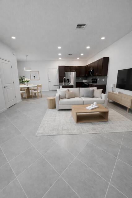 4394 S Longwood Lk Square