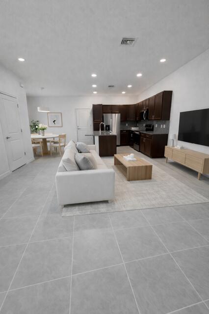 4394 S Longwood Lk Square