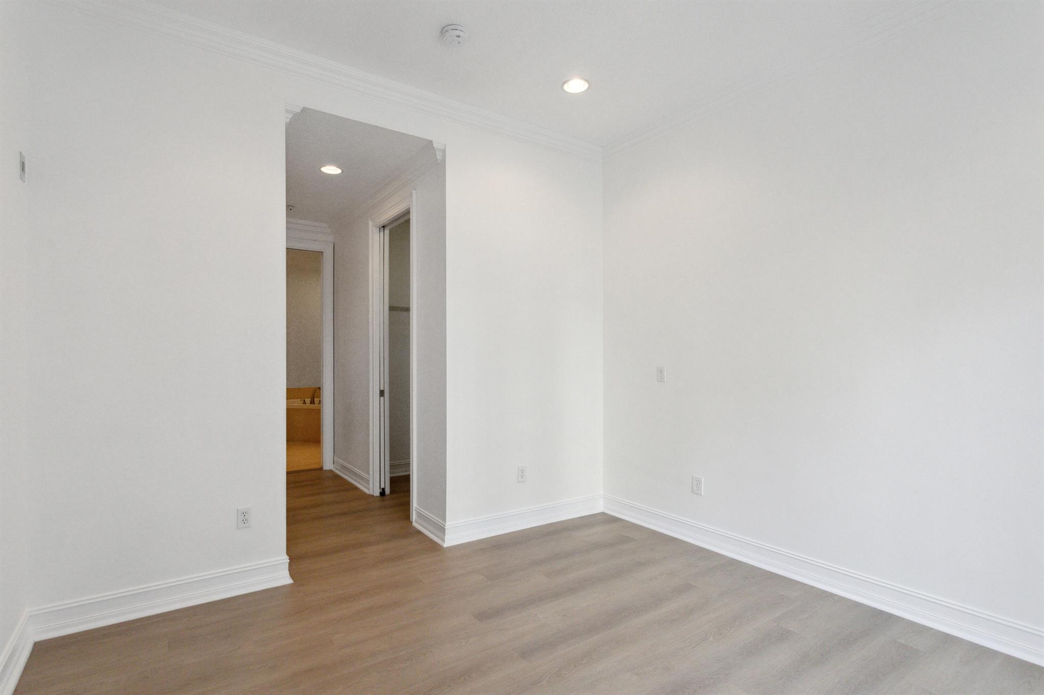 ROYAL ATLANTIC IN DELRAY - Residential Lease