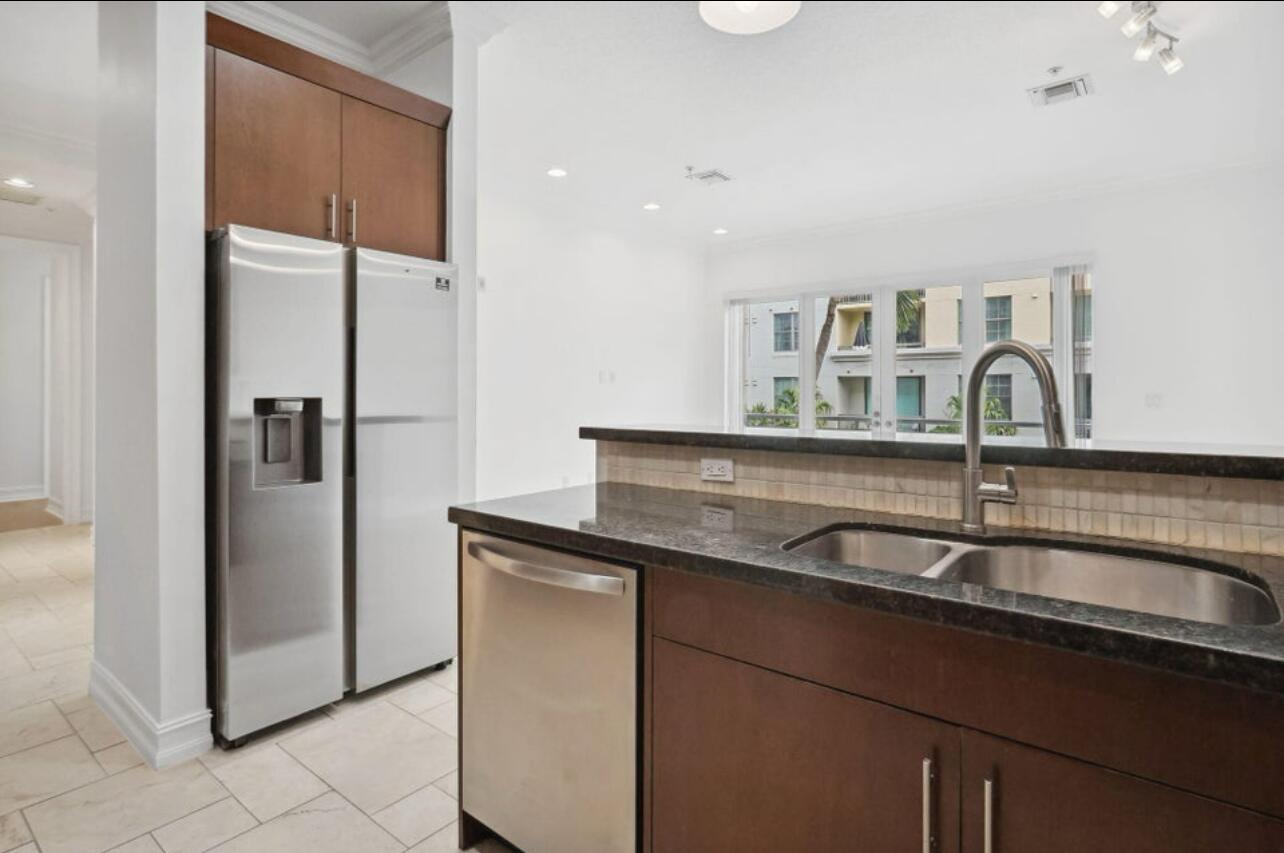 ROYAL ATLANTIC IN DELRAY - Residential Lease