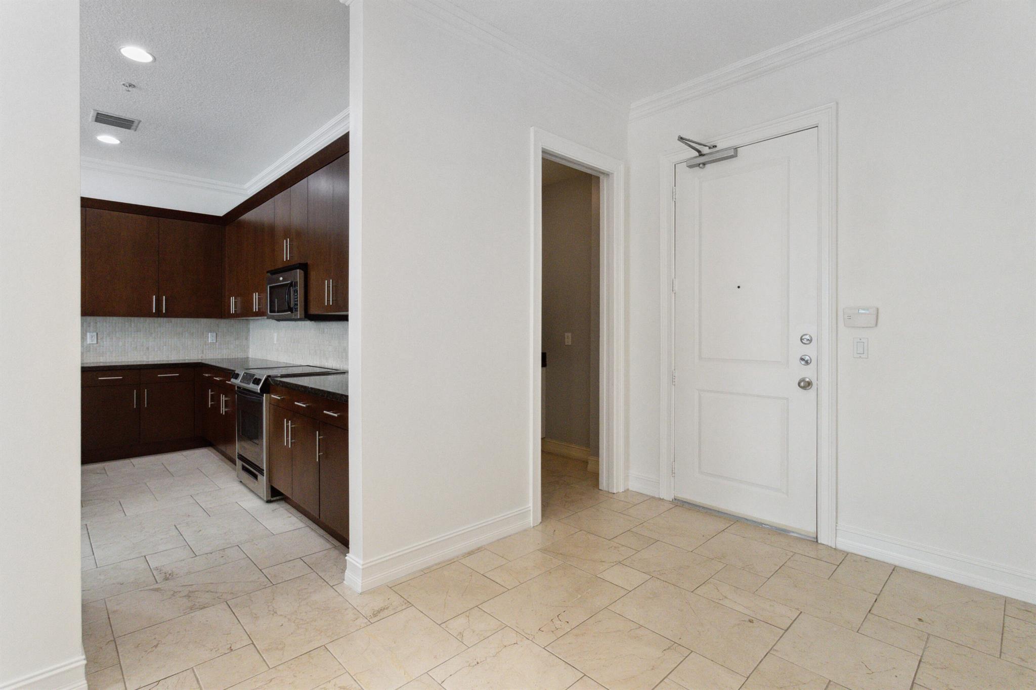 ROYAL ATLANTIC IN DELRAY - Residential Lease