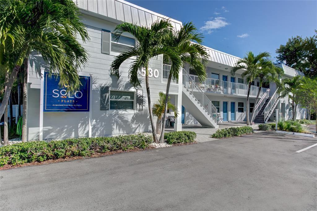 Large 1 bedroom, prime location in the heart of downtown Fort Lauderdale's Rio Vista neighborhood. Boutique apartment building, completely renovated. Impact door and windows, custom closets. New Kitchen and Countertop & Tile Backsplash, SS Appliances, Refrigerator, Stove with Hood, Microwave, Dishwasher, Washer & Dryer New AC and water heater, newly rewired cable and internet, freshly painted inside and out. Tile floor. Minutes to Fort Lauderdale beach, Major Highways (I-95 and I-595). Amazing location, walk to Las Olas and Downtown, walking distance to the water taxi. Quick and easy move in. Can be completely or partial furnished for an additional charge.