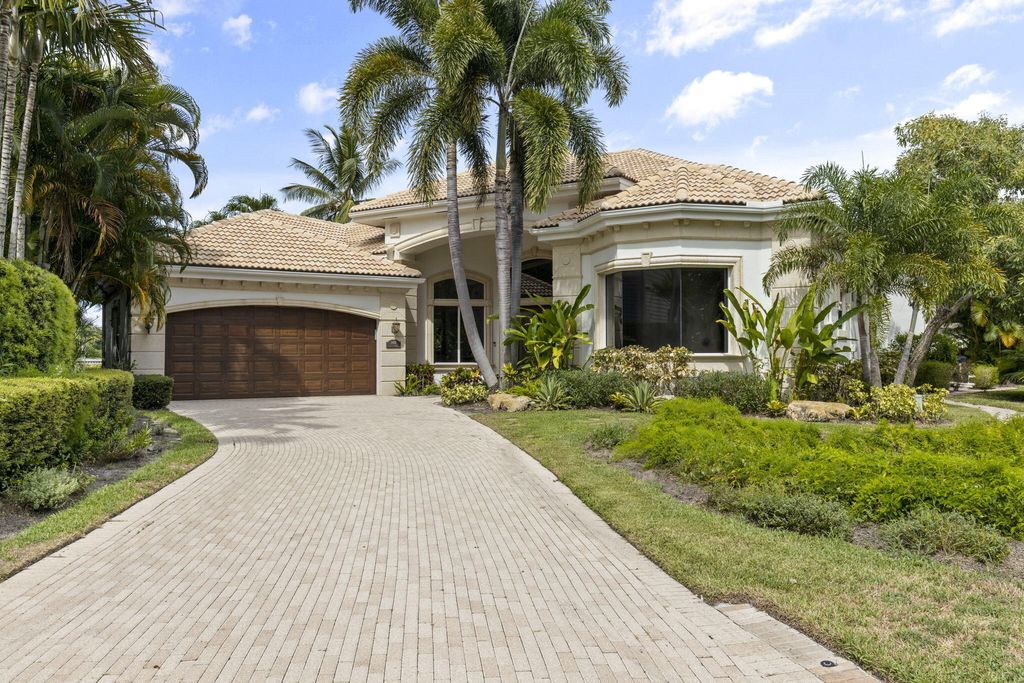 Photo of 2435 Snook Trail, Palm Beach Gardens, FL 33410 (MLS # B26009533)