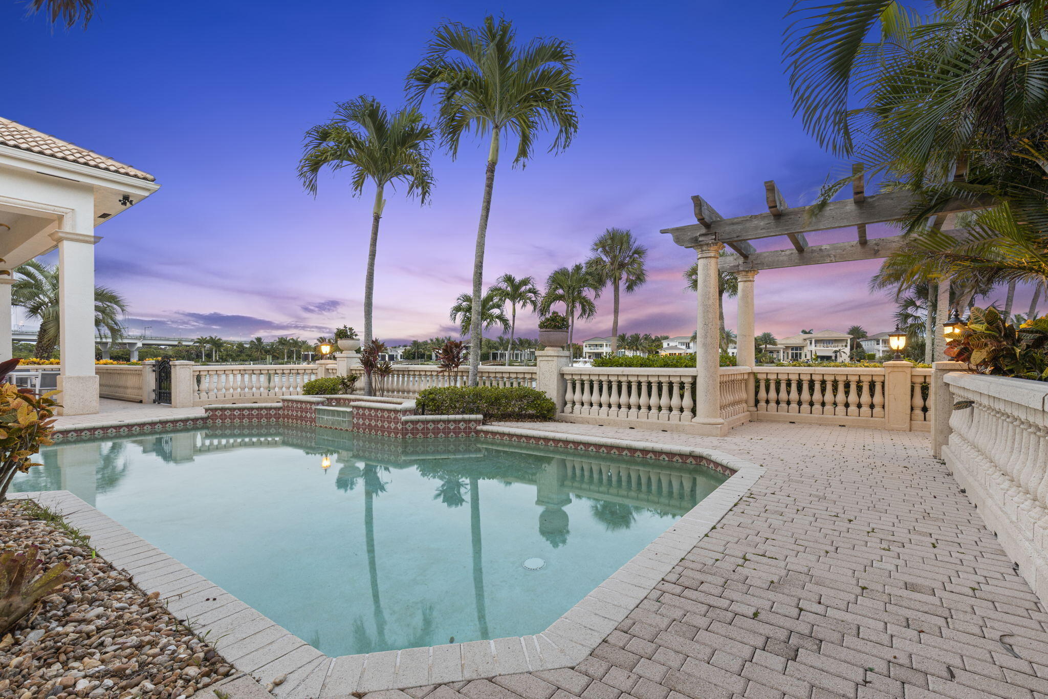 SNOOK HOLE - Residential