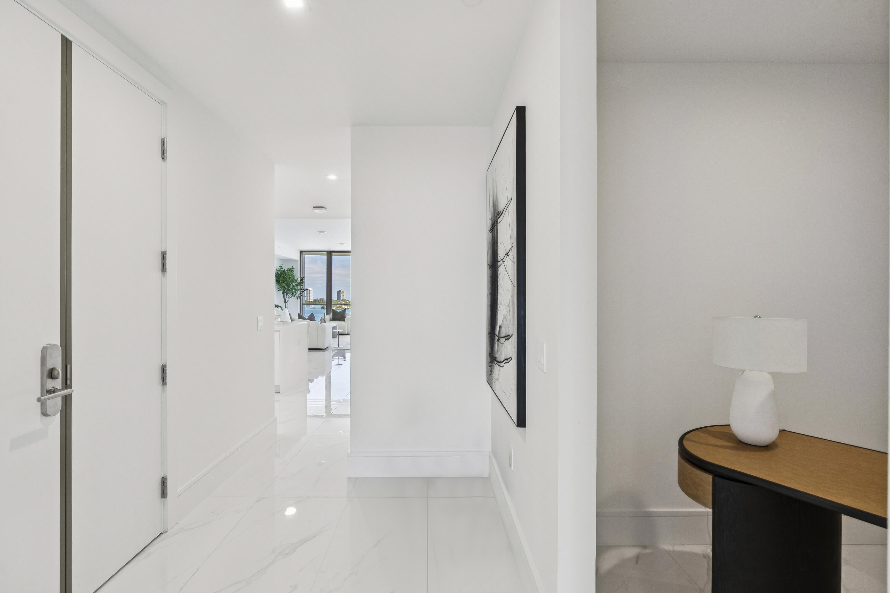 NAUTILUS 220 CONDOMINIUM - Residential