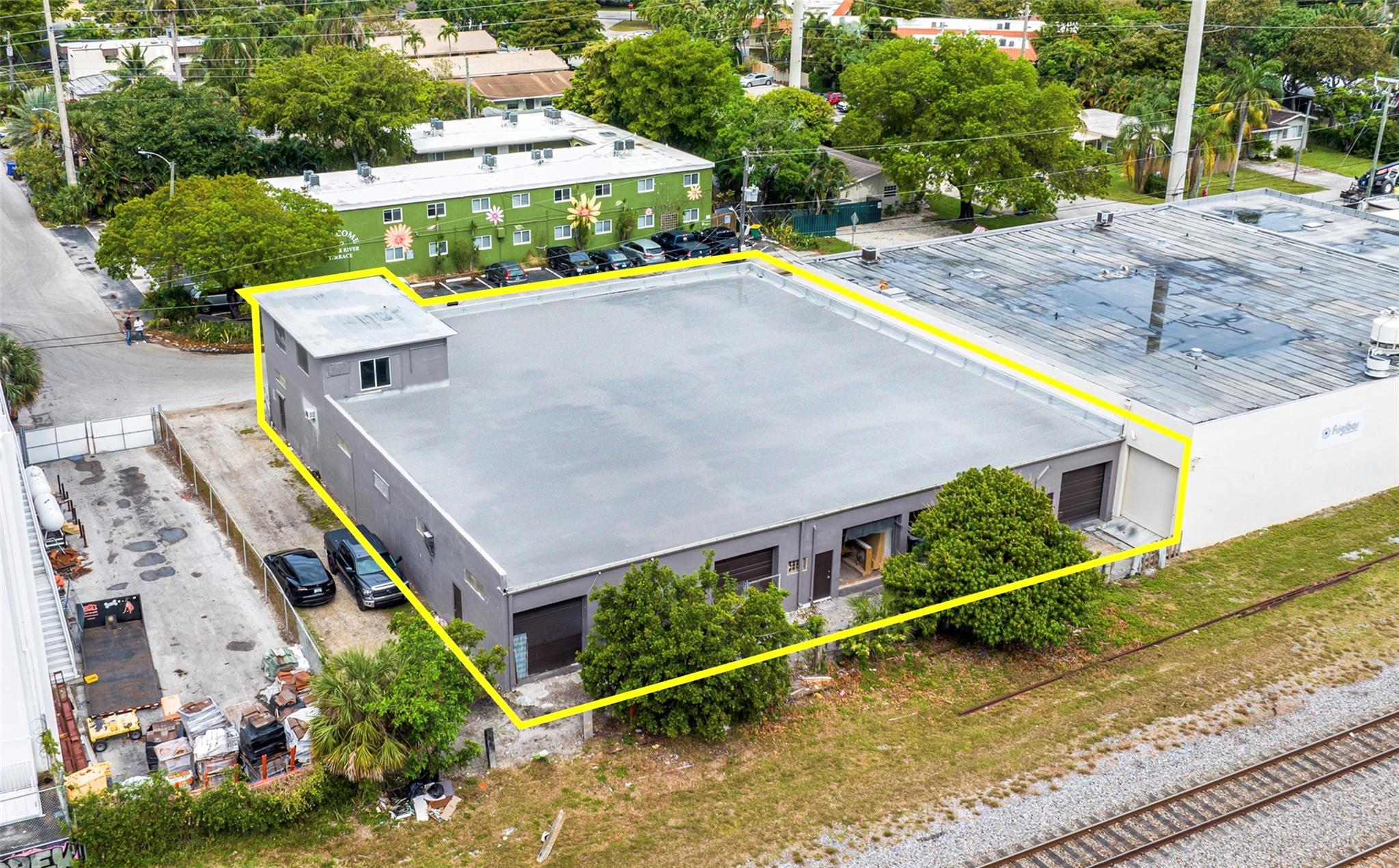 1620 NE 12th Ter 1620-1630