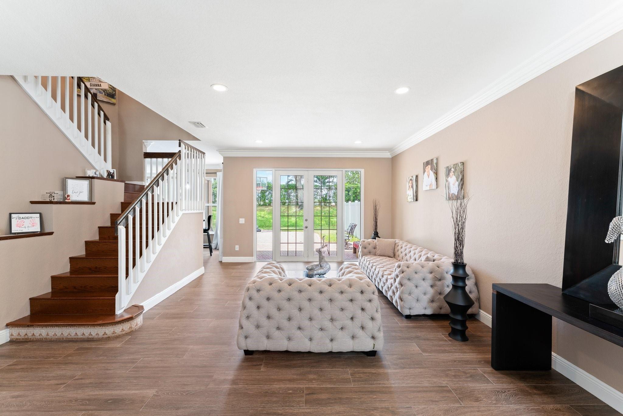 5066 Nautica Lake Cir