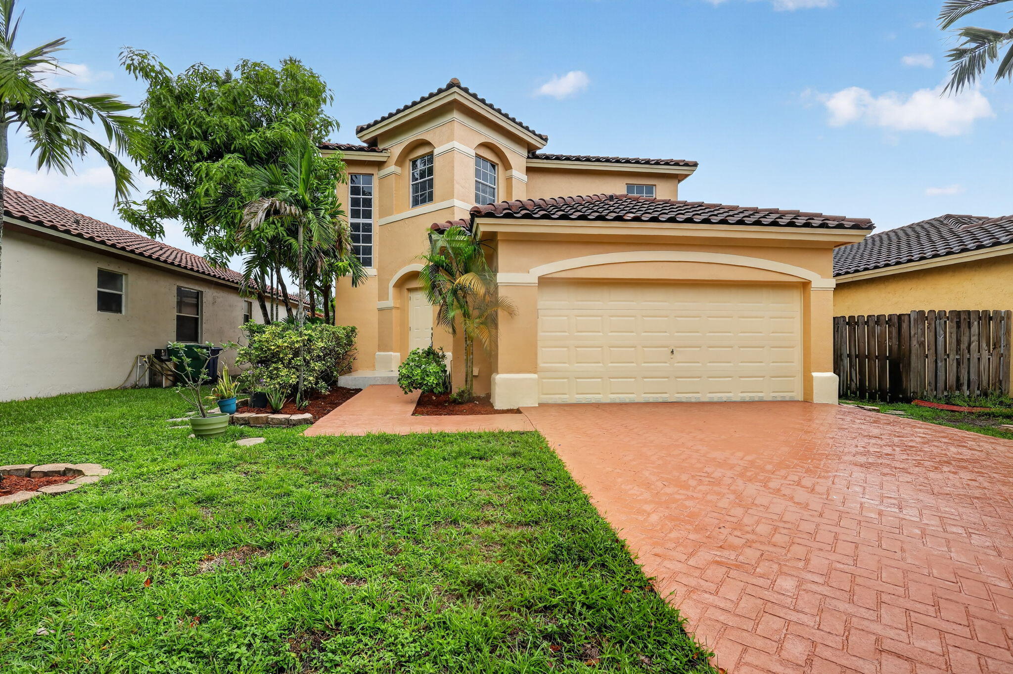 12823 SW 53rd ct Court