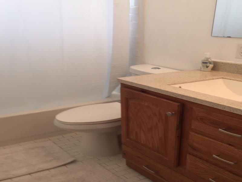 GARDEN ISLES SEC 6 - Residential Lease