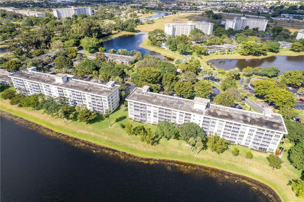 Palm Aire - Residential