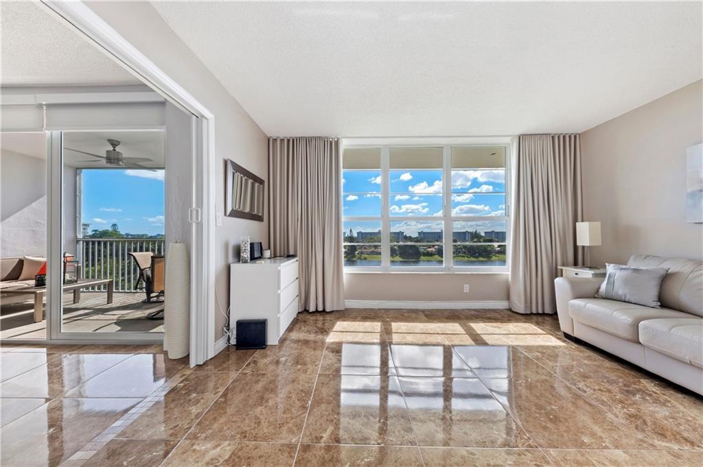 Palm Aire - Residential