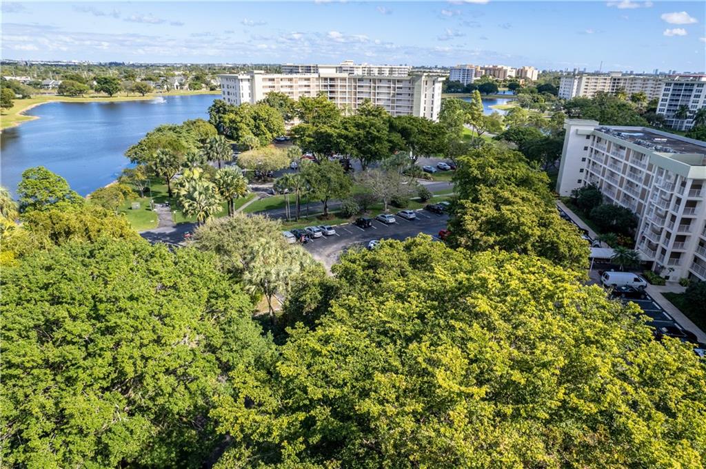Palm Aire - Residential