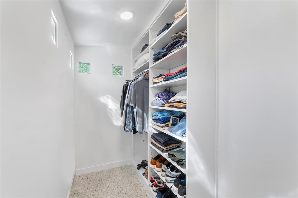 VICTORIA PARK CORR AMEN PLAT - Residential