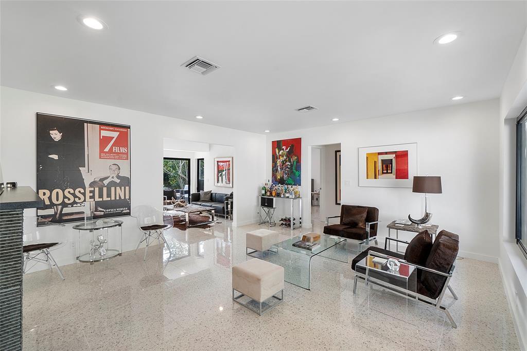 450 N Victoria Park Road