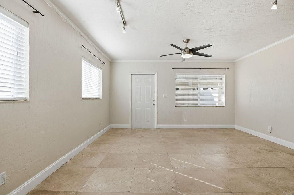 Photo of 1892 NE 46th Street #B4, Fort Lauderdale, FL 33308 (MLS # F10543478)