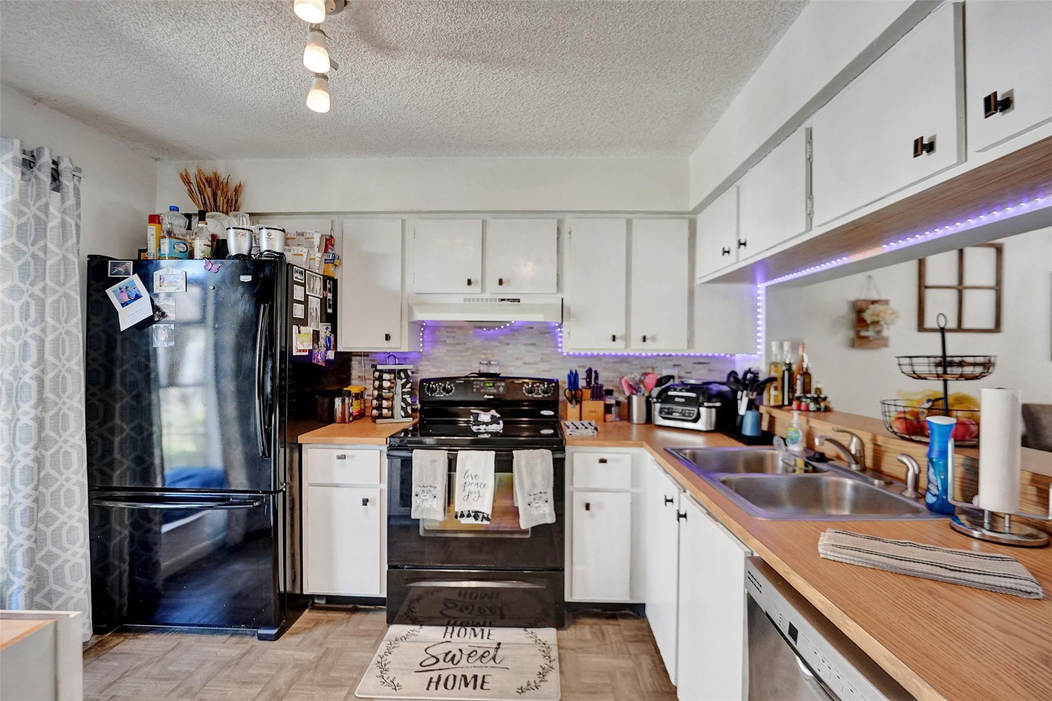 Pines Of Oakland Forest - Residential