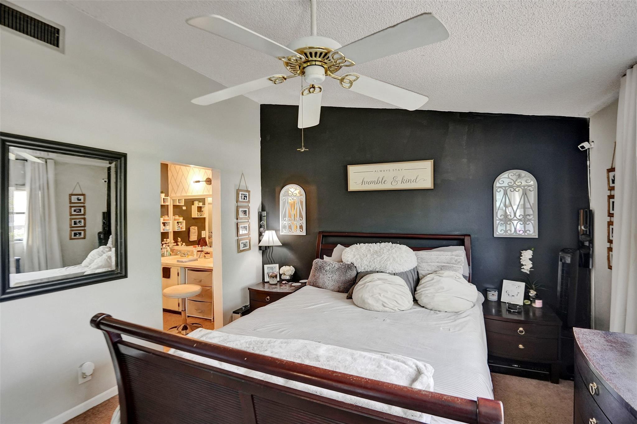 Pines Of Oakland Forest - Residential