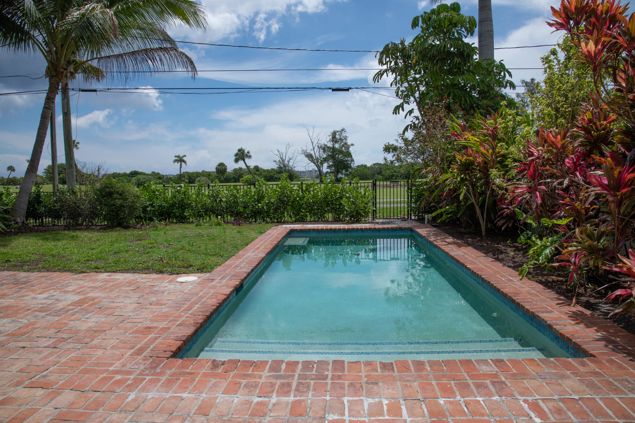 LAKE WORTH TOWN OF - Residential Lease