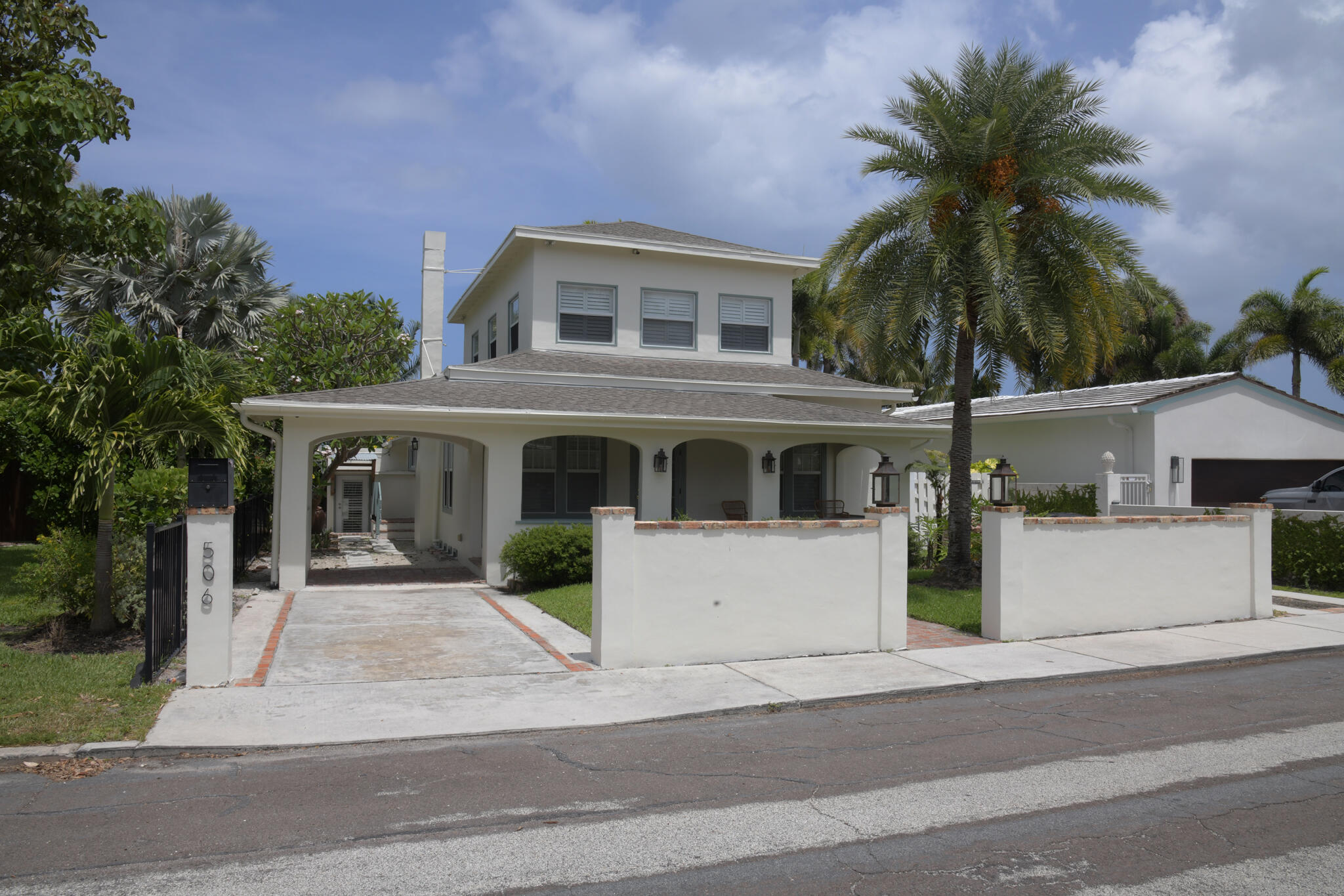 LAKE WORTH TOWN OF - Residential Lease