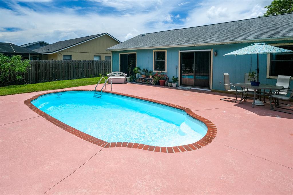 PARKWOOD - Residential