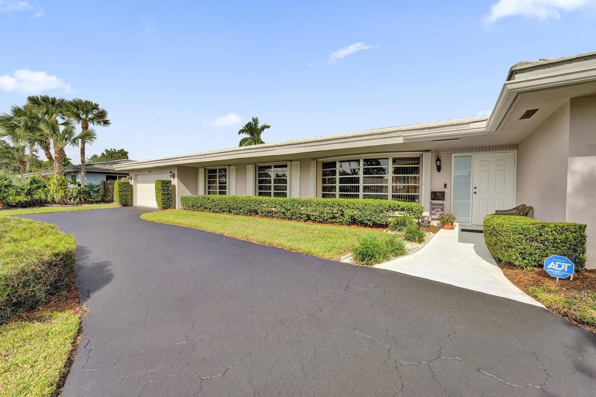 Hollywood Hills 6-22 B - Residential