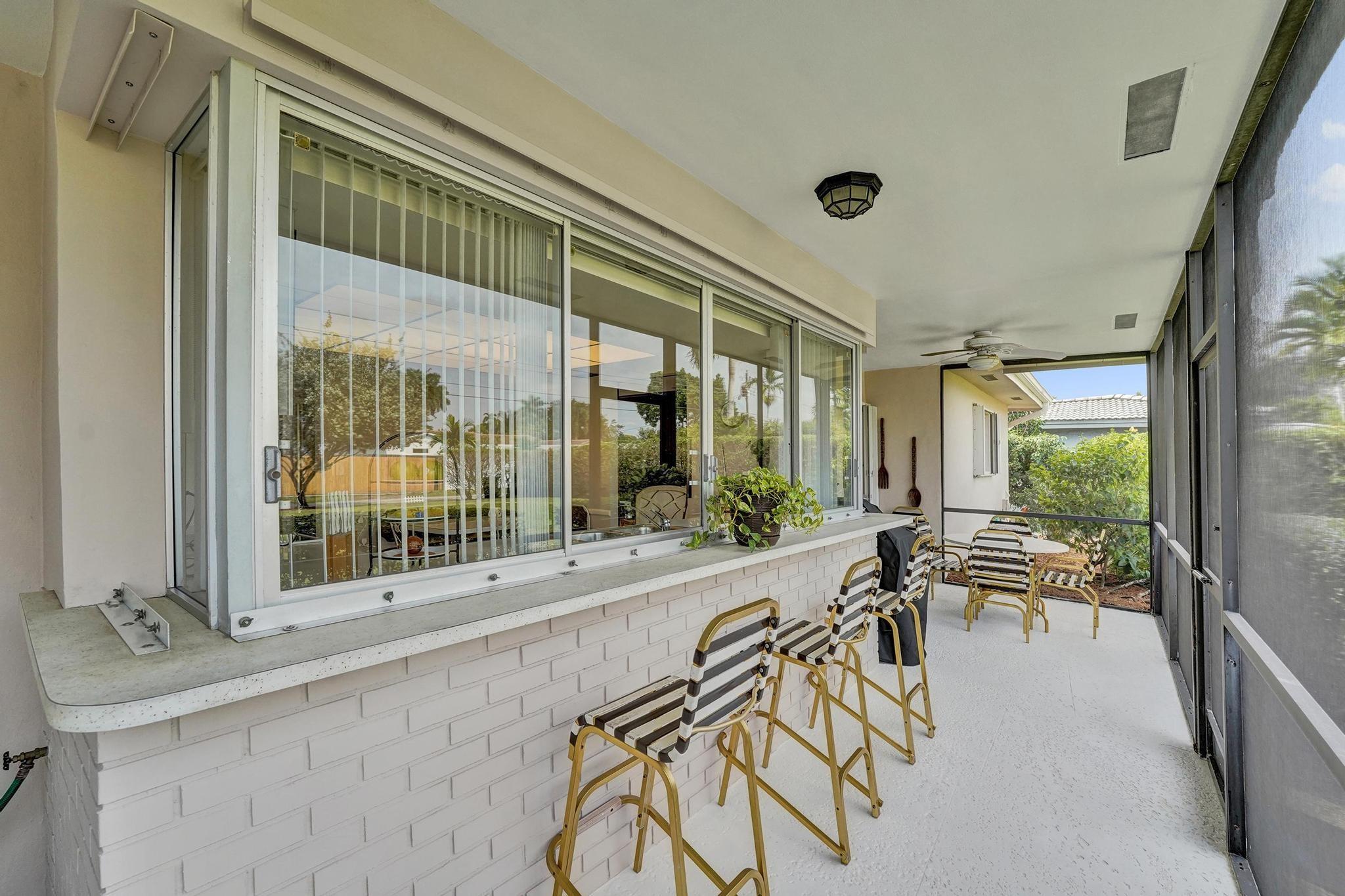 Hollywood Hills 6-22 B - Residential