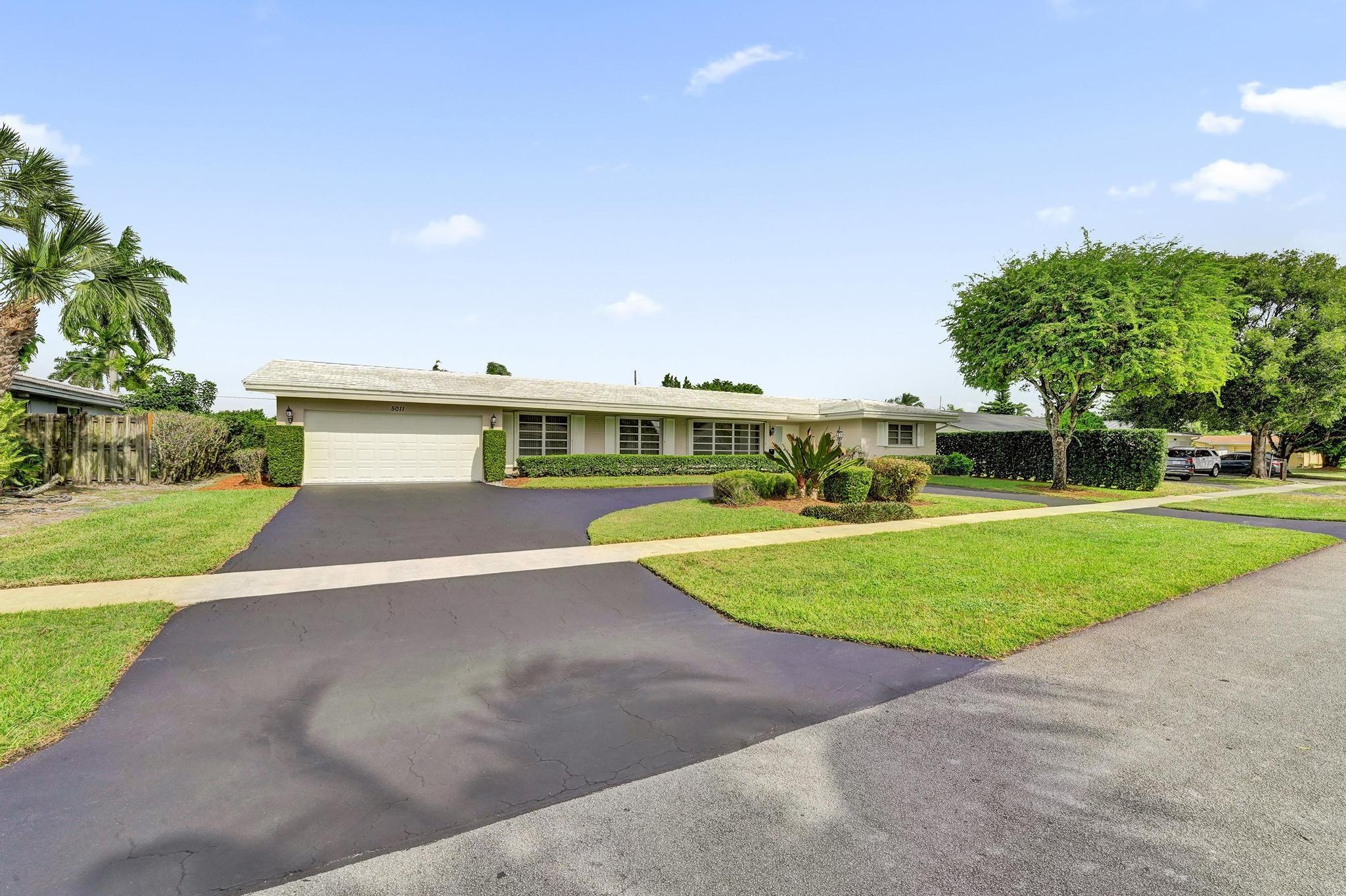 Hollywood Hills 6-22 B - Residential