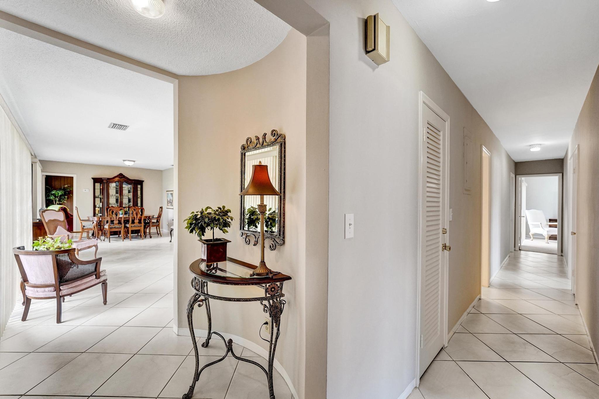 Hollywood Hills 6-22 B - Residential