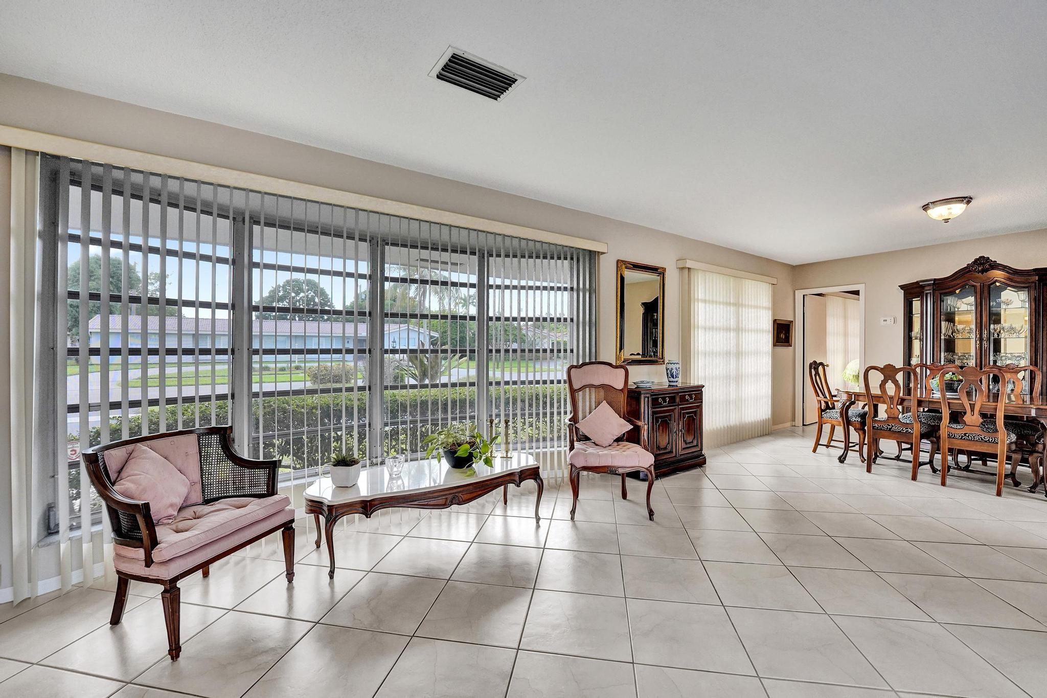 Hollywood Hills 6-22 B - Residential