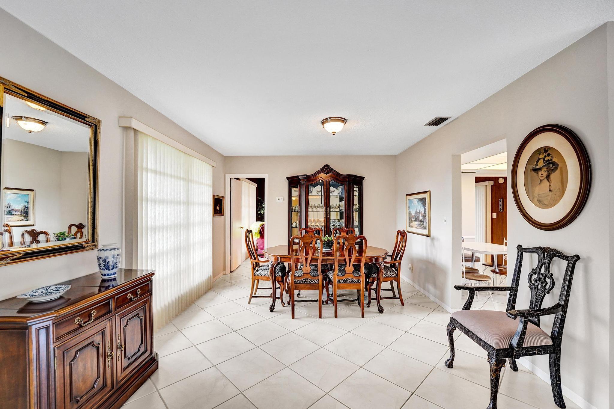 Hollywood Hills 6-22 B - Residential