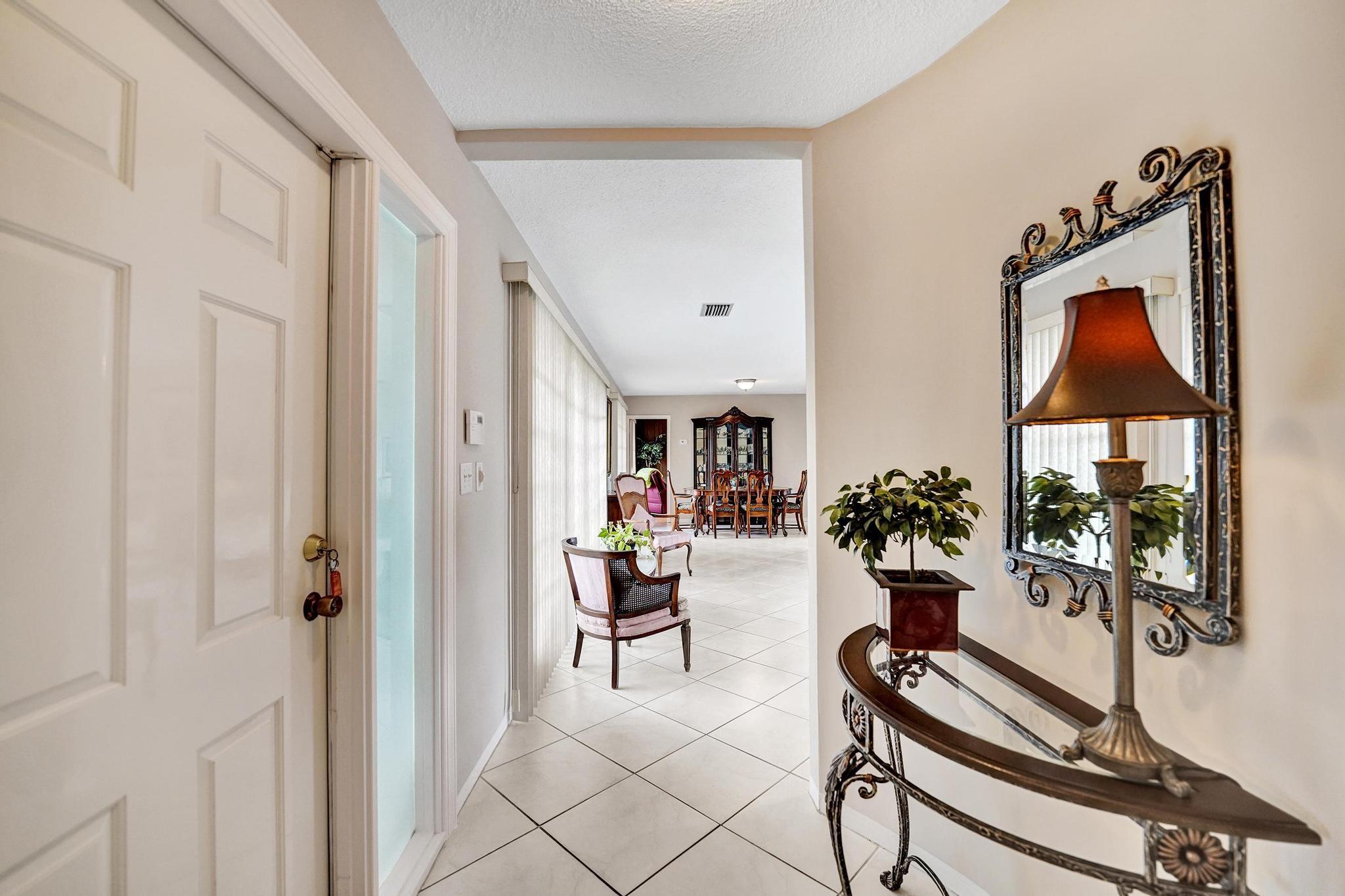 Hollywood Hills 6-22 B - Residential