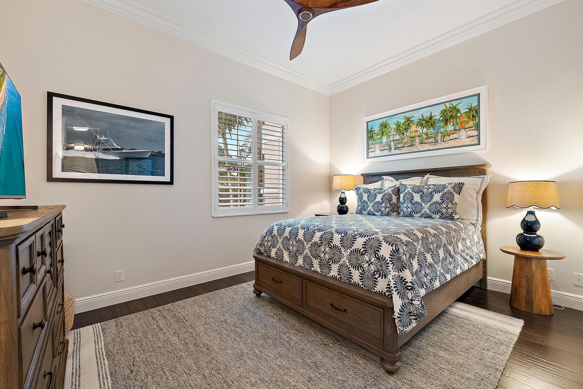 CARRIAGE HOMES AT FRENCHM - Residential