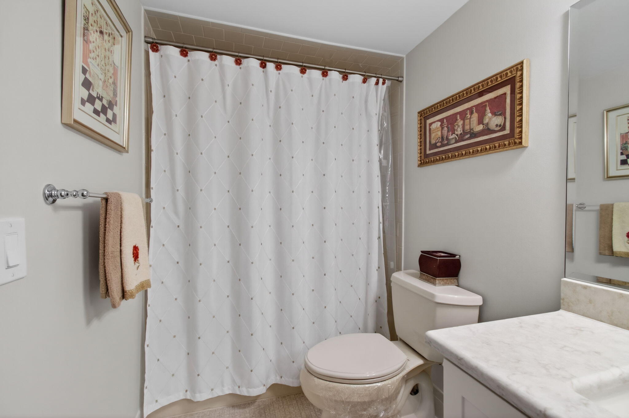 HUNTINGTON LAKES - Residential