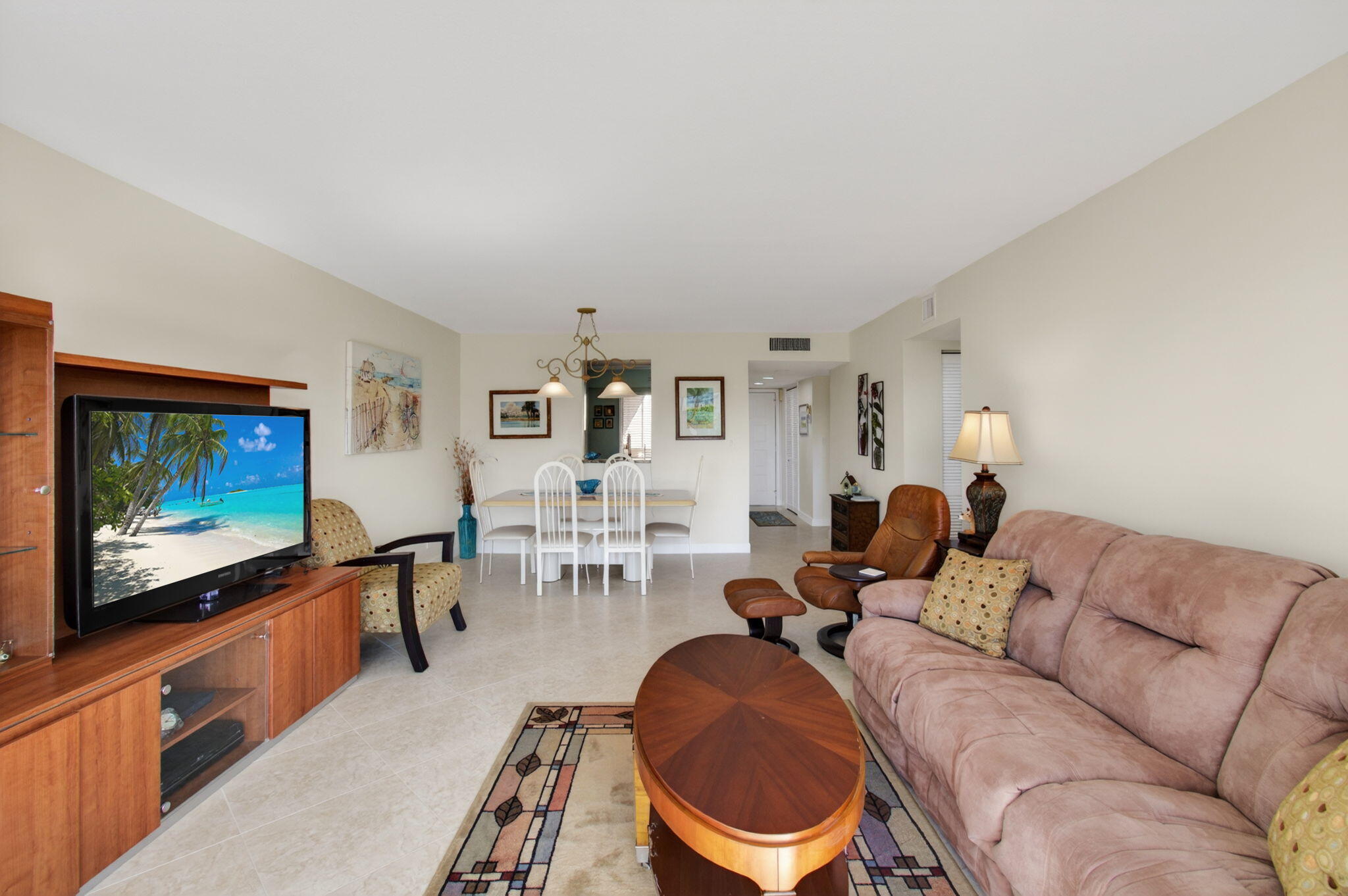 HUNTINGTON LAKES - Residential