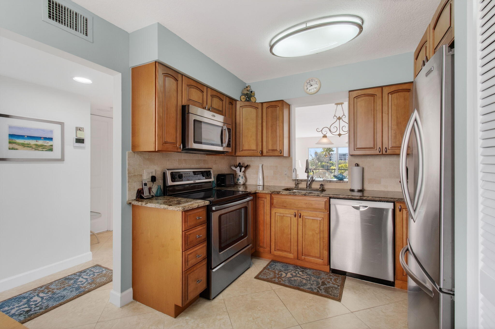 HUNTINGTON LAKES - Residential