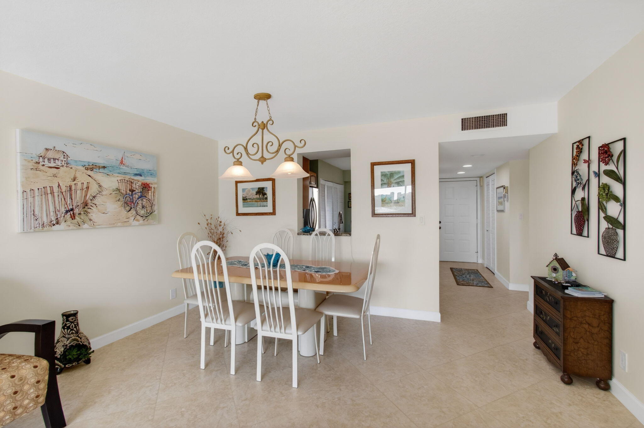 HUNTINGTON LAKES - Residential