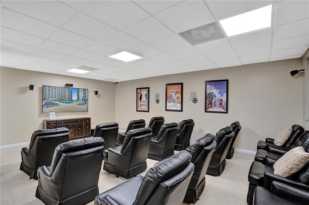 Playa Del Mar - Residential