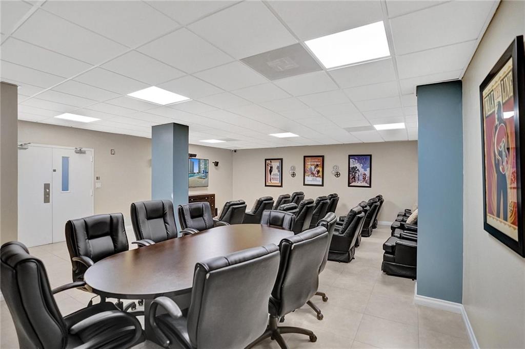 Playa Del Mar - Residential