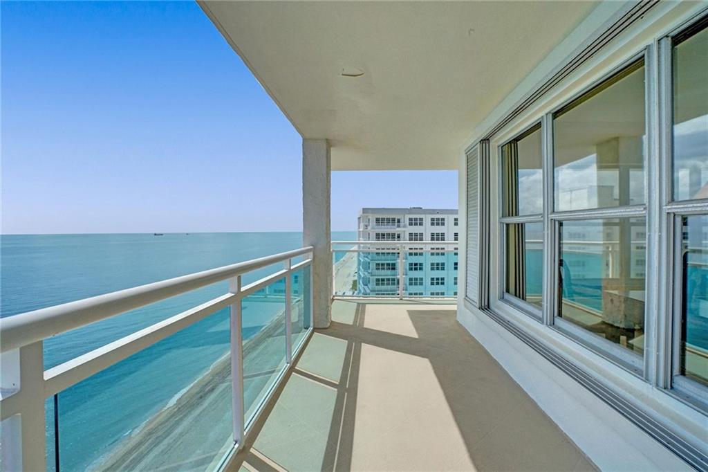 Playa Del Mar - Residential