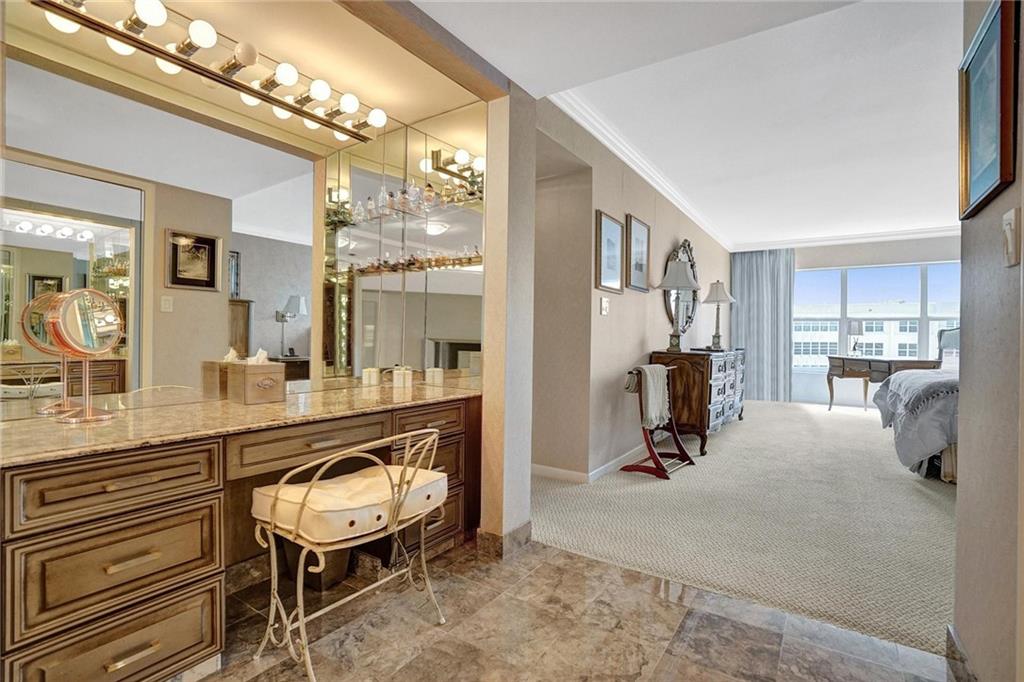 Playa Del Mar - Residential