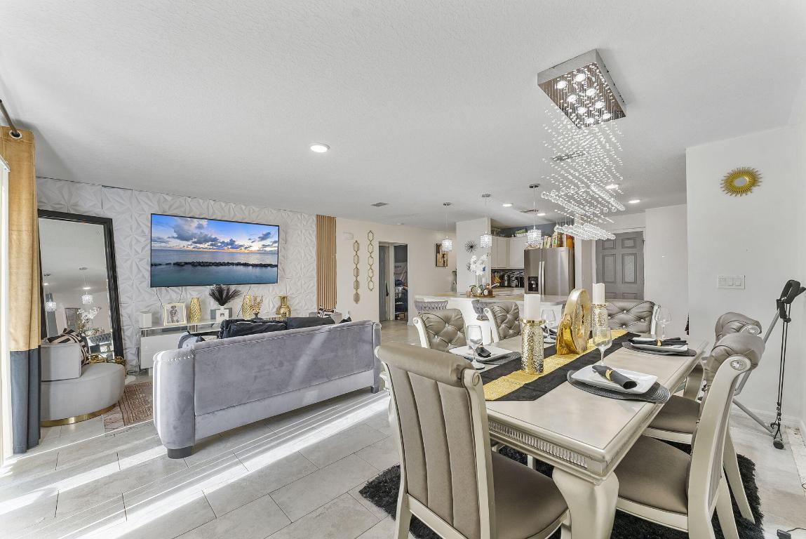 PORT ST LUCIE SECTION 8 - Residential