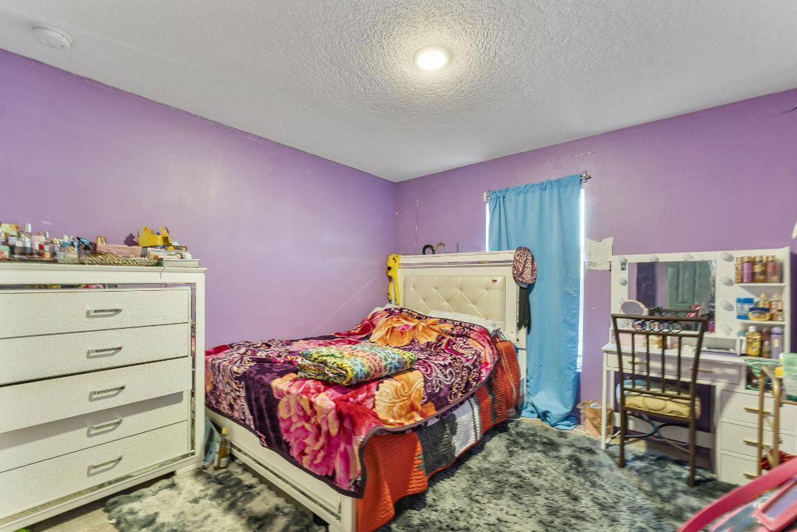 PORT ST LUCIE SECTION 8 - Residential