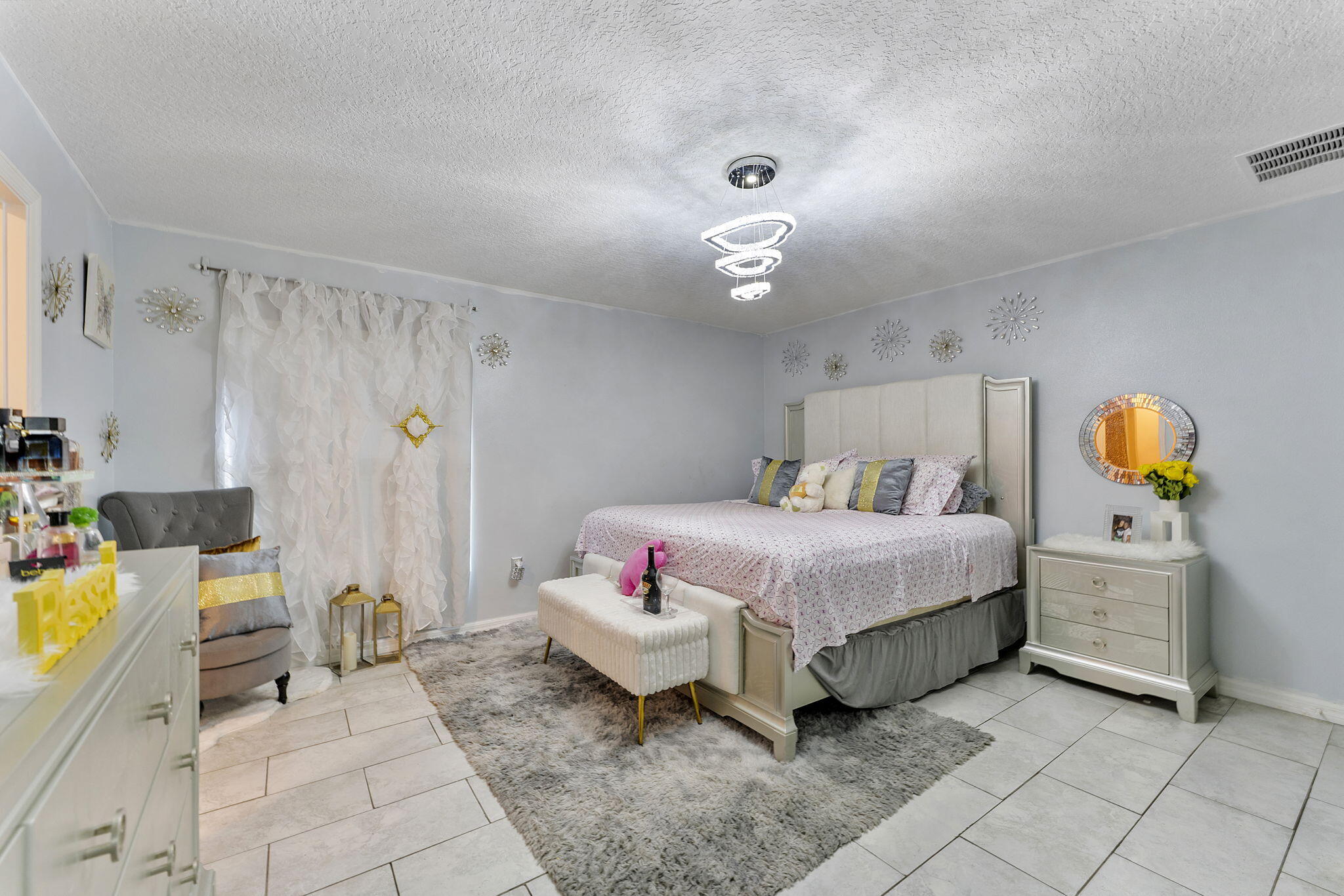 PORT ST LUCIE SECTION 8 - Residential