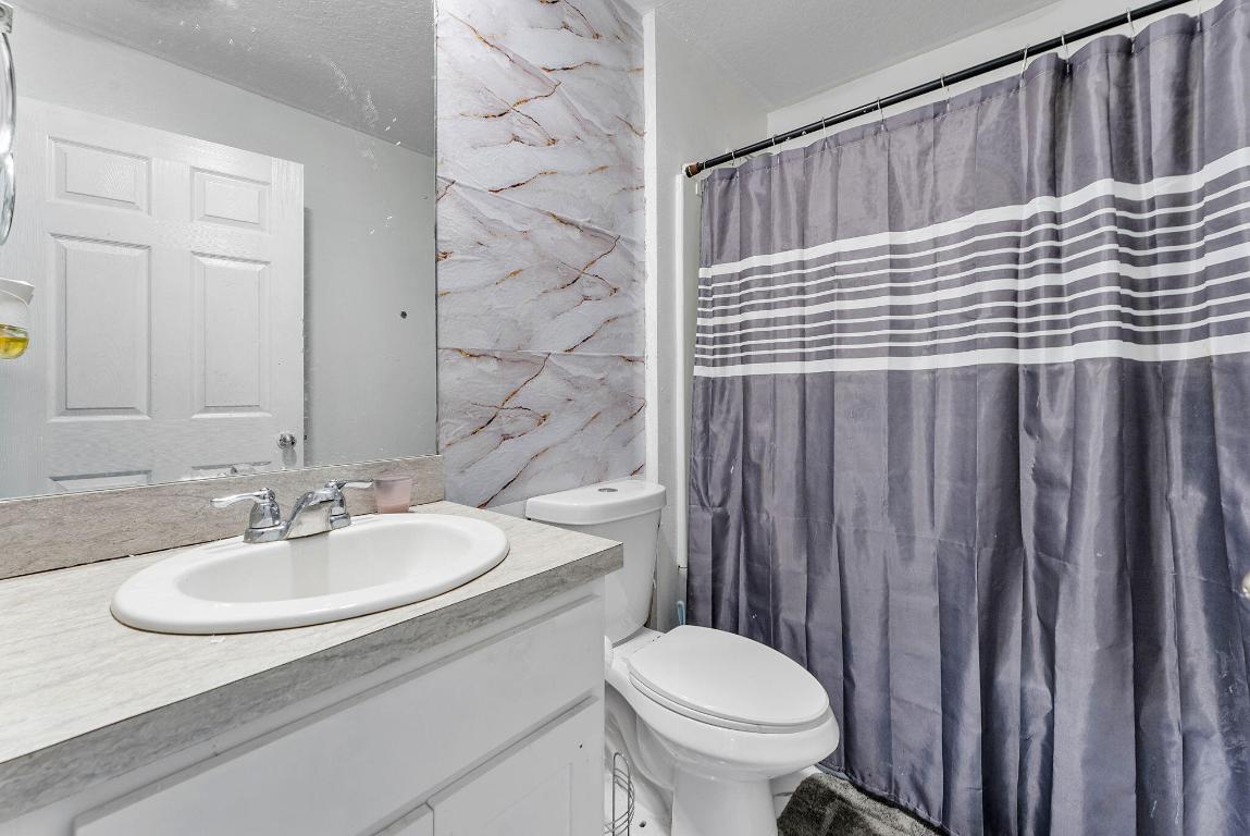 PORT ST LUCIE SECTION 8 - Residential